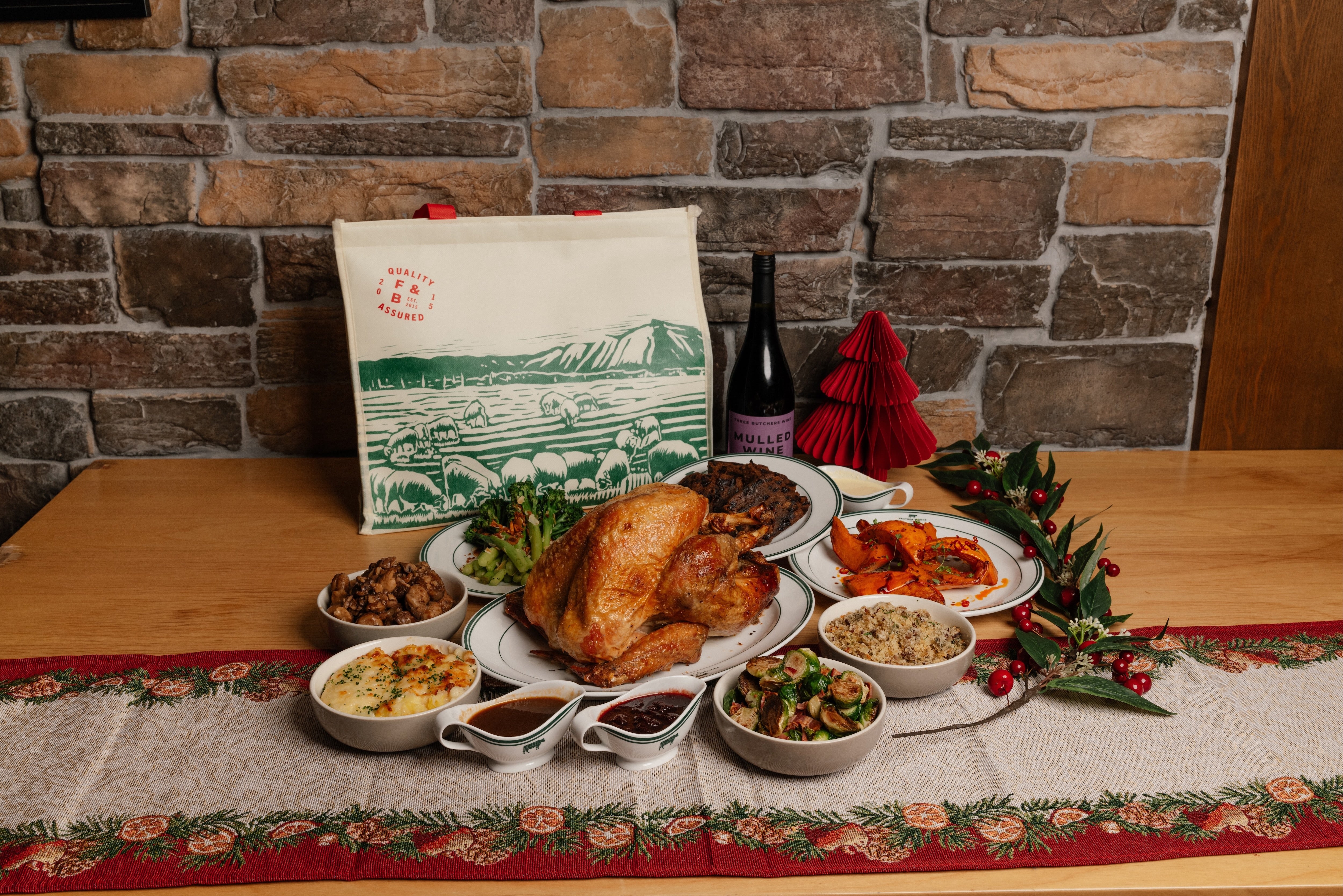 Christmas Roast Turkey Bundle (Feeds 4-6 People)