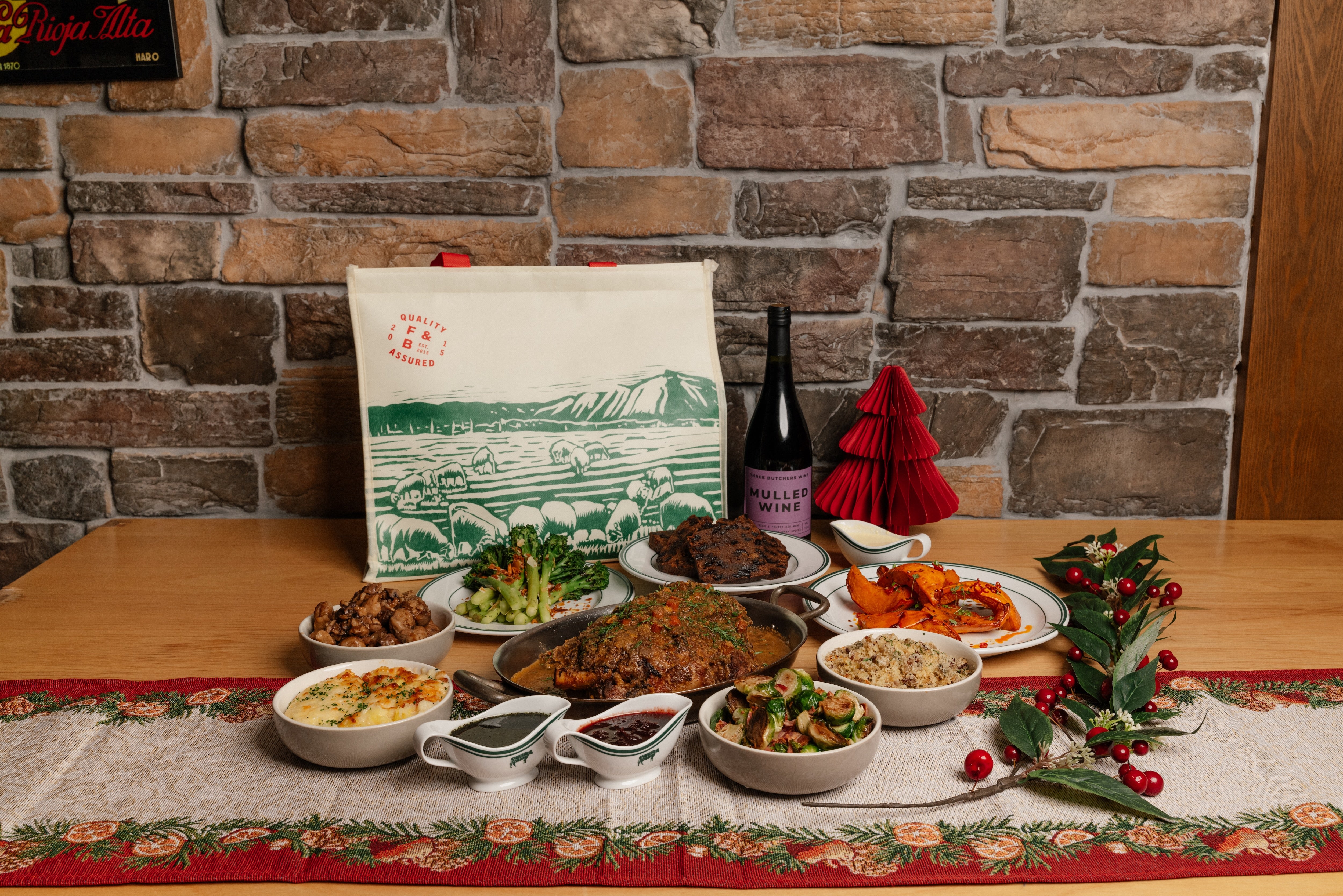 Christmas Lamb Shoulder Bundle (Feeds 4-6 People) (22/12 - 27/12)