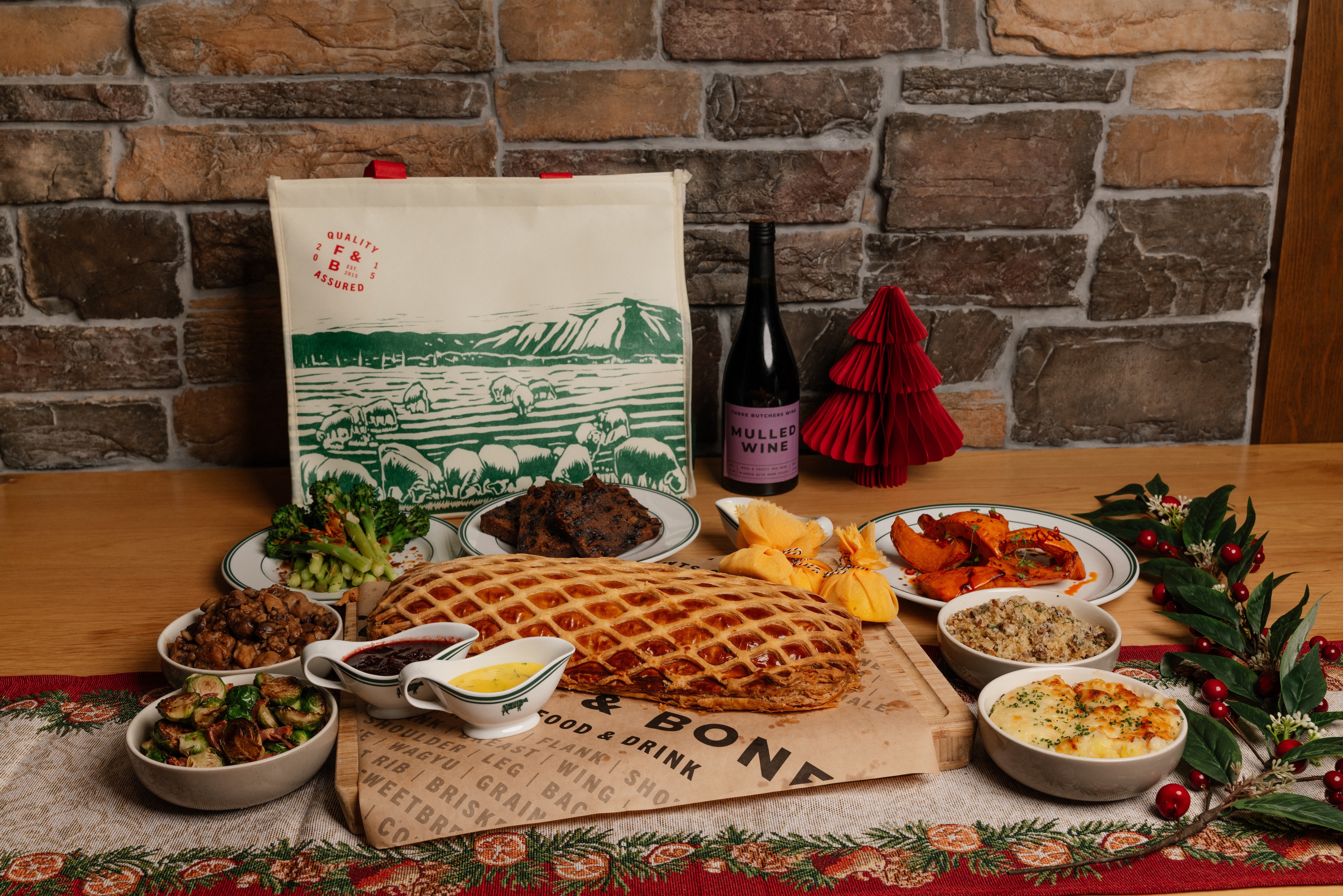 Christmas Salmon en Croûte Bundle (Feeds 4-6 People) (22/12 - 27/12)