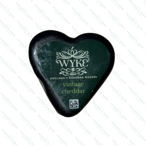 WYKE, wax cheddar vintage heart shape 100G