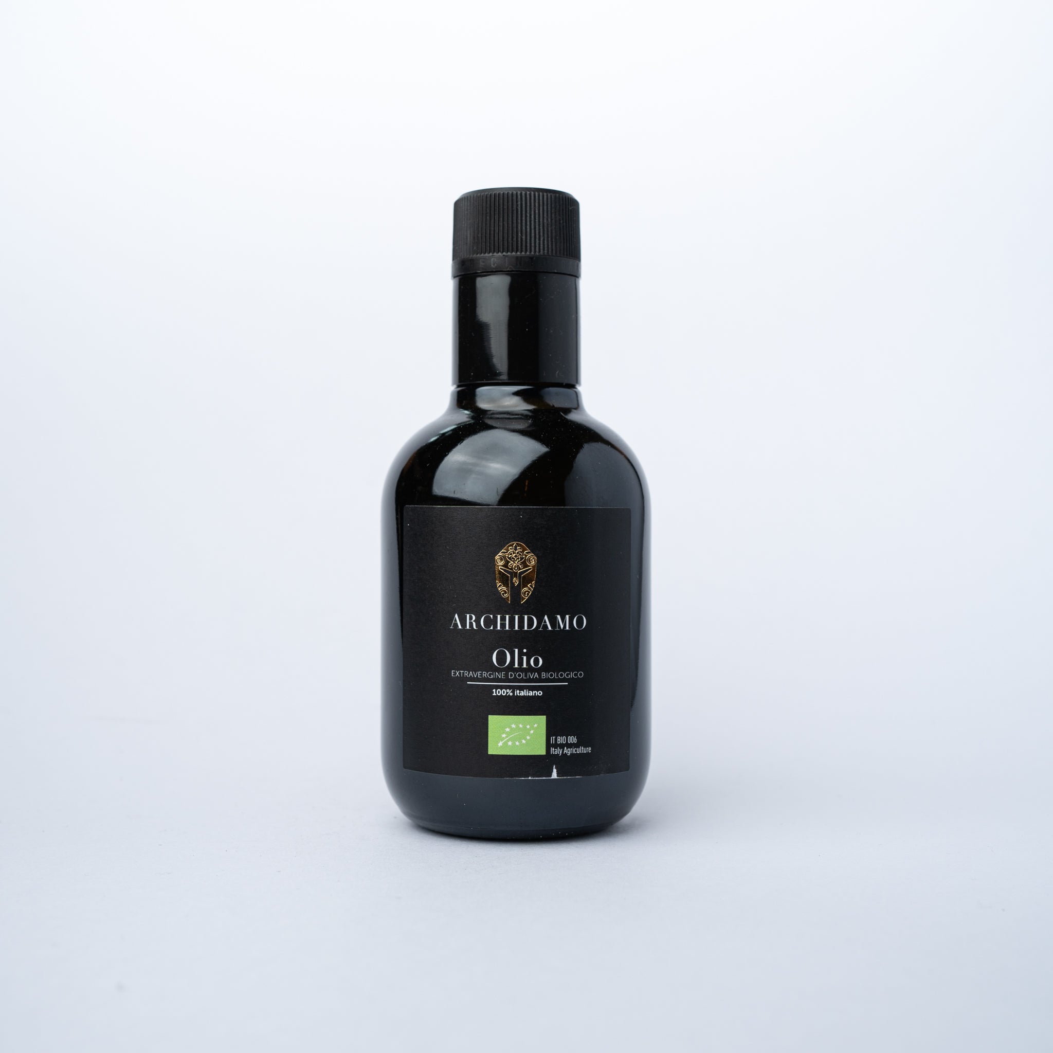 A squat 250ml bottle of Archidamo Organic Extra Virgin Olive Oil Delicato.
