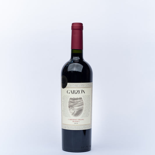 A 750ml glass bottle of 	 Garzon Cabernet Franc red wine.