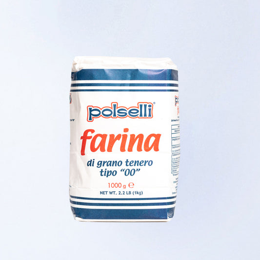 A 1kg bag of Farina 00 Flour.